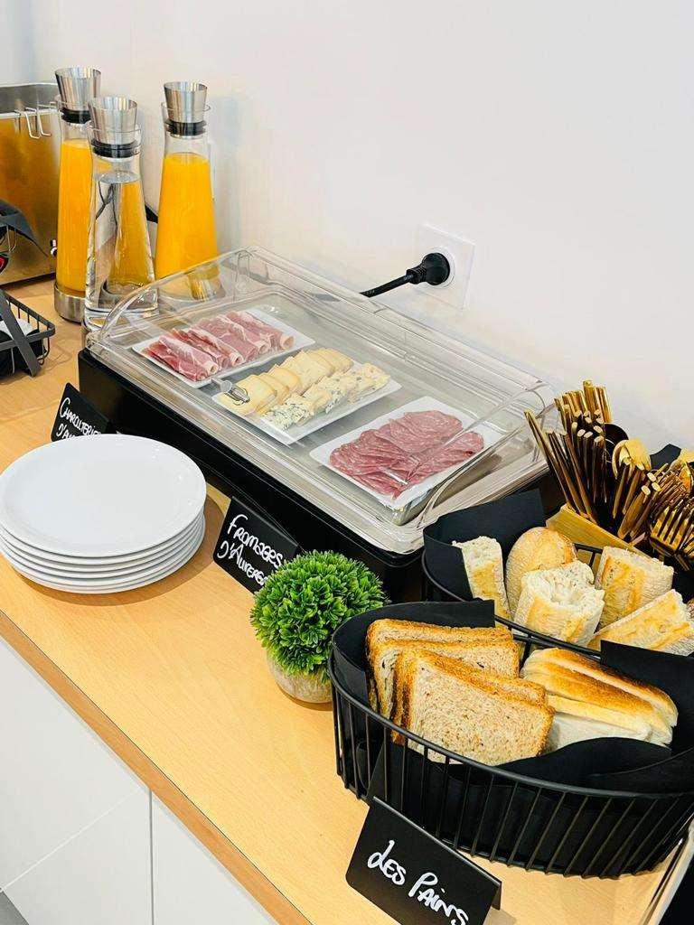 Break & Home Clermont-Ferrand Les Carmes Dechaux ร้านอาหาร รูปภาพ